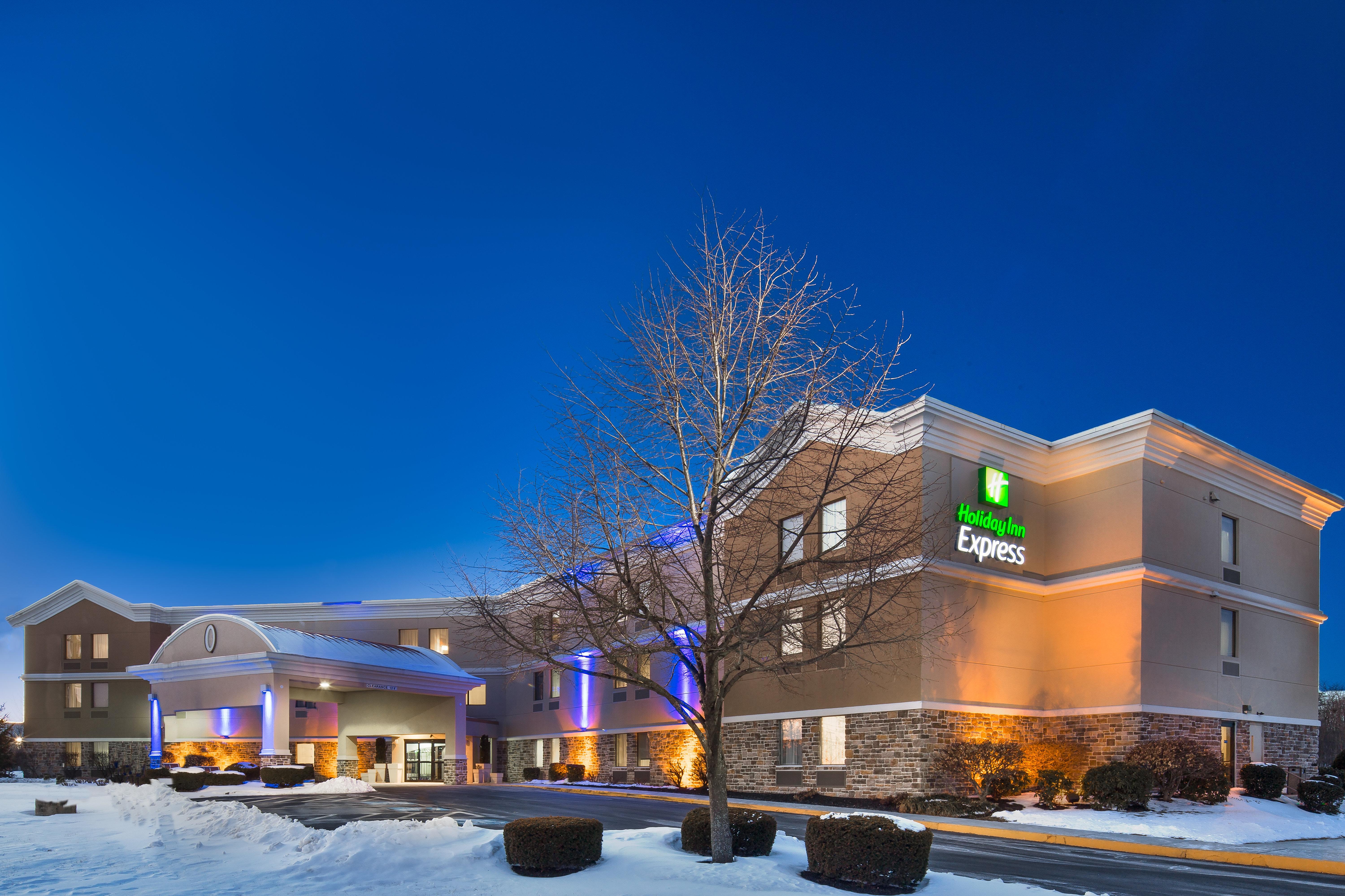 Holiday Inn Express Harrisburg Ne, An Ihg Hotel Manadahill Exterior photo